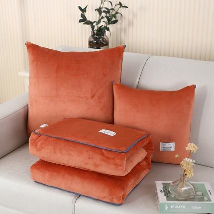91家纺网 家纺一手货源 找家纺 照世家纺 2024新款牛奶绒贴布绣抱枕被 活力橙