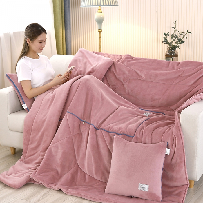 91家纺网 家纺一手货源 找家纺 照世家纺 2024新款牛奶绒贴布绣抱枕被 豆沙粉