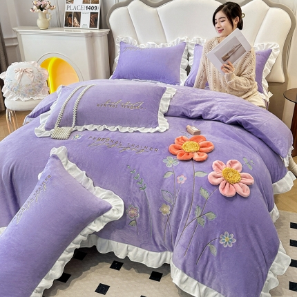 91家纺网 家纺一手货源 找家纺 漫布云9斤230g韩版公主风立体花朵牛奶绒四件套宝宝绒贴布绣兔毛绒被套