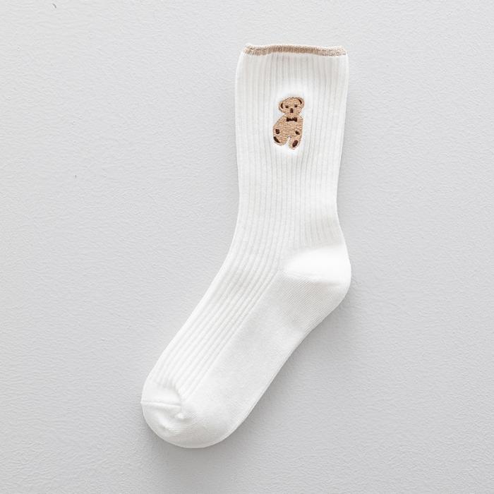 91家纺网 家纺一手货源 找家纺 【卡通刺绣小熊中筒棉袜】卡通刺绣良品女士中长筒袜秋冬棉女袜