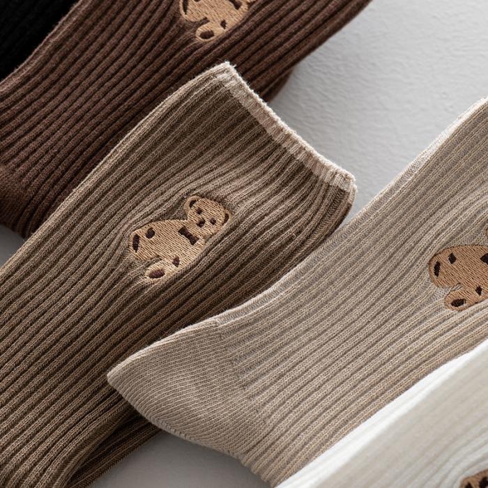 91家纺网 家纺一手货源 找家纺 【卡通刺绣小熊中筒棉袜】卡通刺绣良品女士中长筒袜秋冬棉女袜