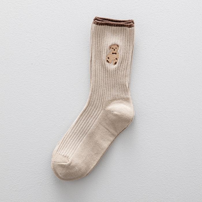 91家纺网 家纺一手货源 找家纺 【卡通刺绣小熊中筒棉袜】卡通刺绣良品女士中长筒袜秋冬棉女袜