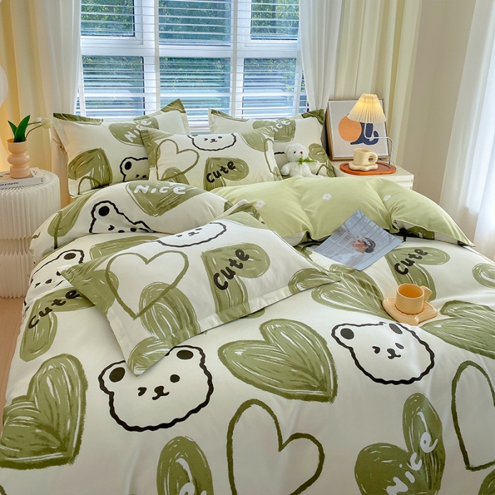 91家纺网 家纺一手货源 找家纺 好亿来 2025新款植物羊绒加厚斜纹磨毛四件套爱心熊