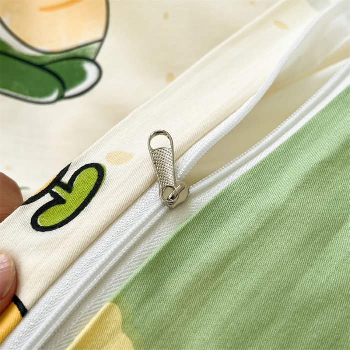 91家纺网 家纺一手货源 找家纺 曼之夏 2024新款13372全棉印花单被套 恐龙宝宝