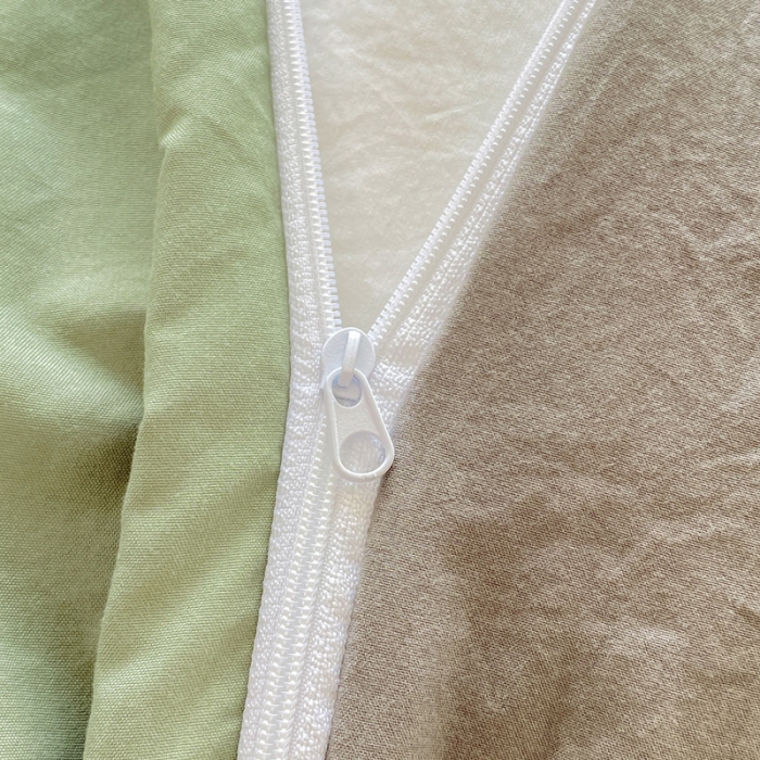 91家纺网 家纺一手货源 找家纺 雨帆家纺 2024新款简约亲肤水洗棉双拼四件套 水洗棉绿灰