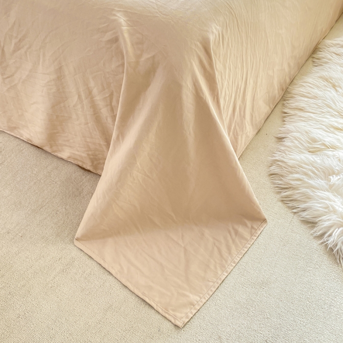 91家纺网 家纺一手货源 找家纺 雨帆家纺 2024新款简约亲肤水洗棉双拼四件套 水洗棉深咖