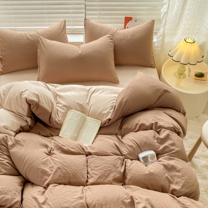 91家纺网 家纺一手货源 找家纺 雨帆家纺 2024新款简约亲肤水洗棉双拼四件套 水洗棉深咖