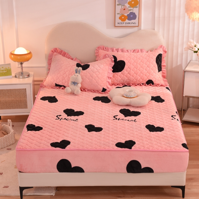 91家纺网 家纺一手货源 找家纺 总2025美达秋冬爆款牛奶绒印花床笠三件套单床笠