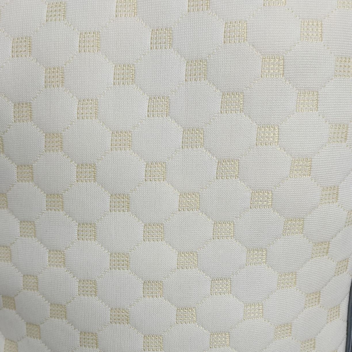 91家纺网 家纺一手货源 找家纺 荣运枕业 针织棉水立方护颈定型分区枕头枕芯