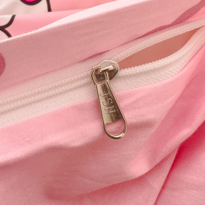 91家纺网 家纺一手货源 找家纺 金丝鸟 2024新款全棉可爱卡通四件套 粉色凯蒂小姐