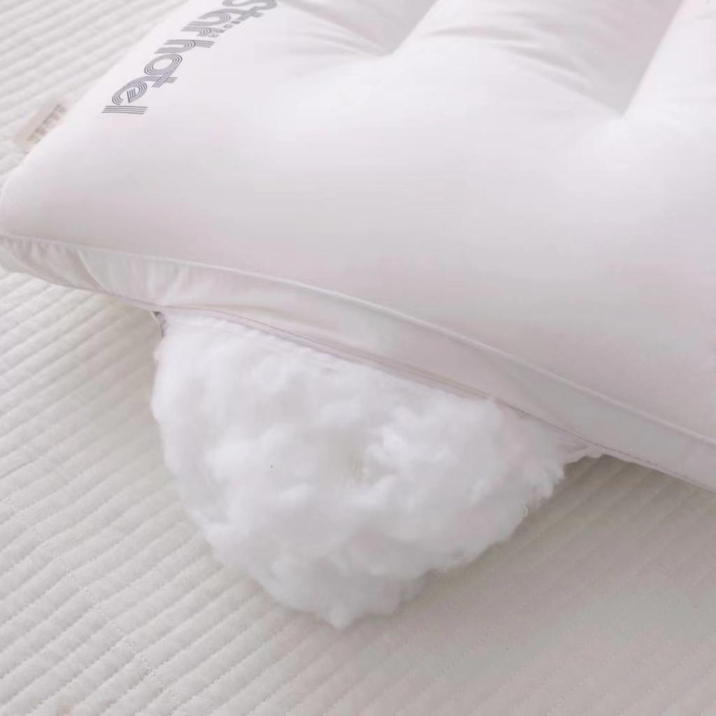 91家纺网 家纺一手货源 找家纺 荣运枕芯 全棉A类枕头羽丝绒枕芯保健枕头新疆长绒棉定型枕