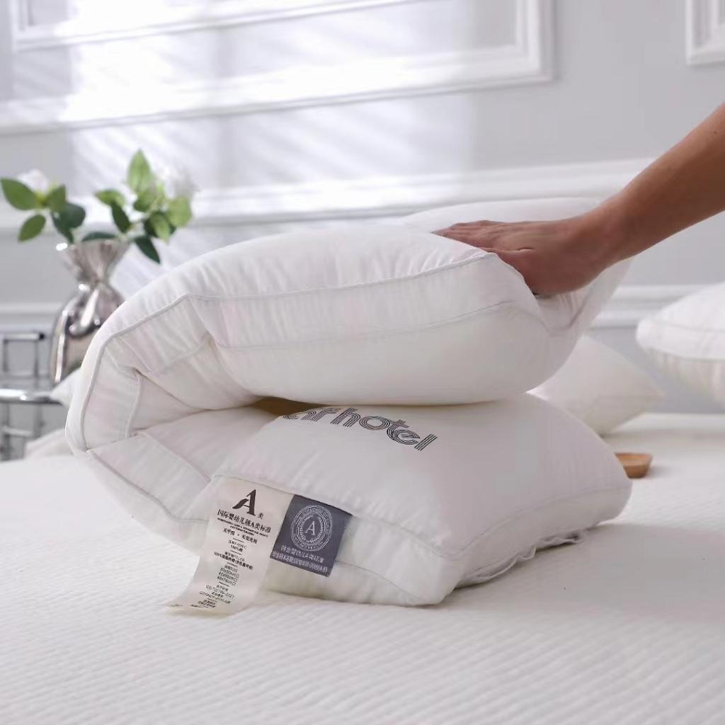 91家纺网 家纺一手货源 找家纺 荣运枕芯 全棉A类枕头羽丝绒枕芯保健枕头新疆长绒棉定型枕