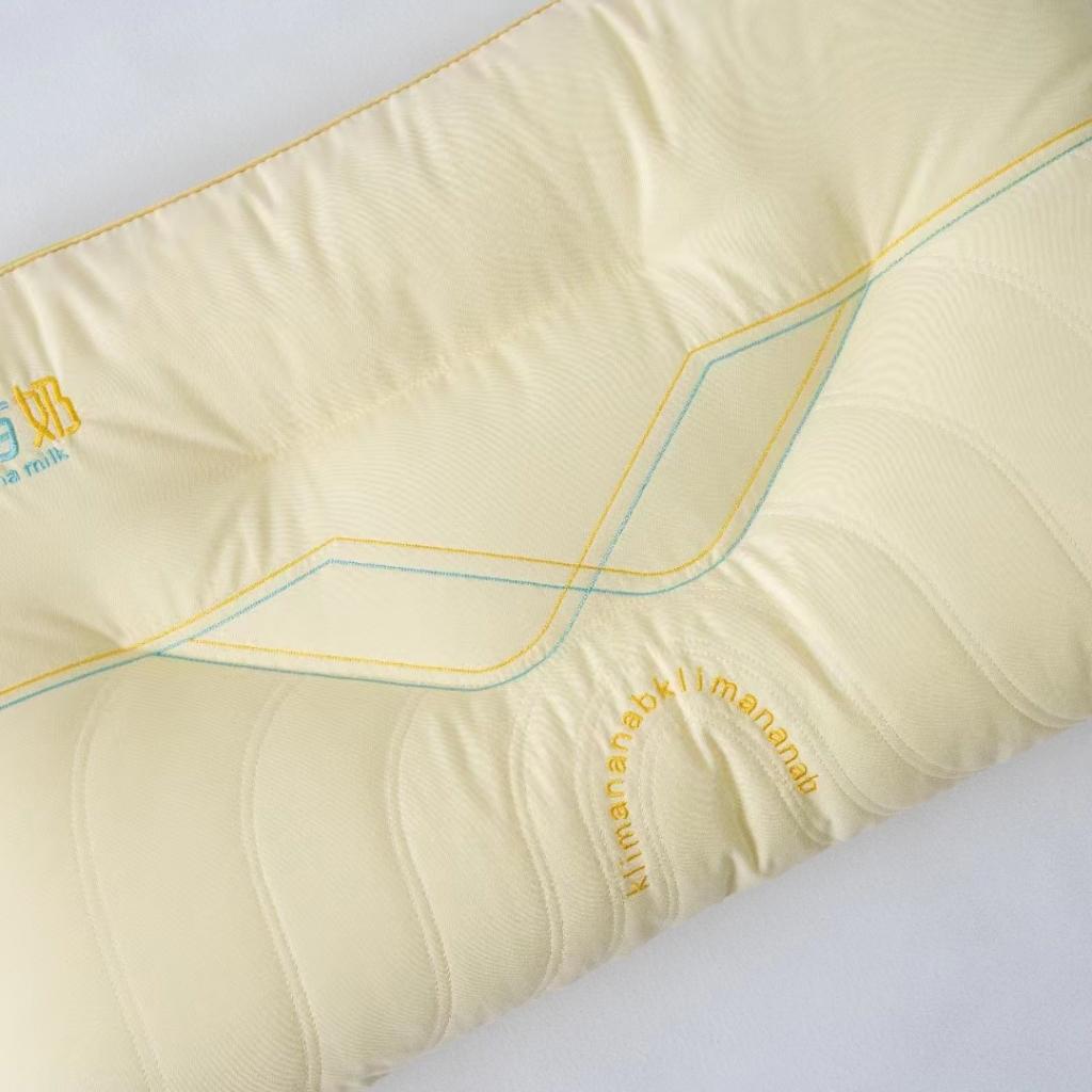 91家纺网 家纺一手货源 找家纺 荣运枕芯 香蕉与奶保健枕头定型枕芯护颈枕