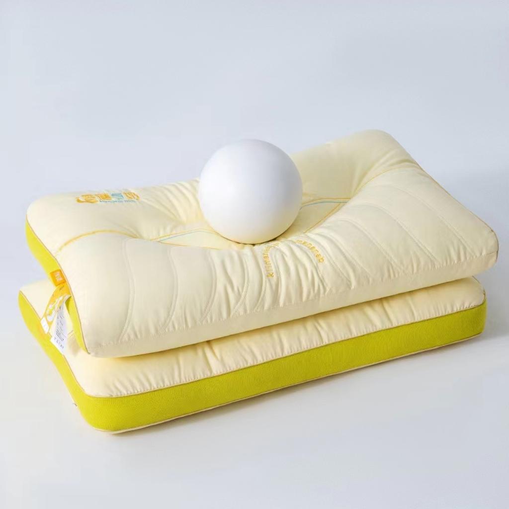 91家纺网 家纺一手货源 找家纺 荣运枕芯 香蕉与奶保健枕头定型枕芯护颈枕