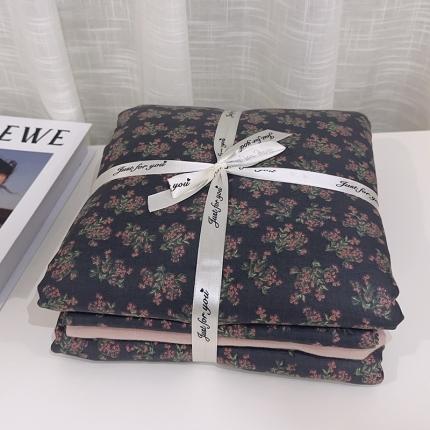 91家纺网 家纺一手货源 找家纺 爱思佳 2024新款A类母婴全棉双层纱印花四件套 丽萨