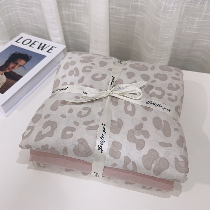 91家纺网 家纺一手货源 找家纺 爱思佳 2024新款A类母婴全棉双层纱印花四件套 蜜桃派