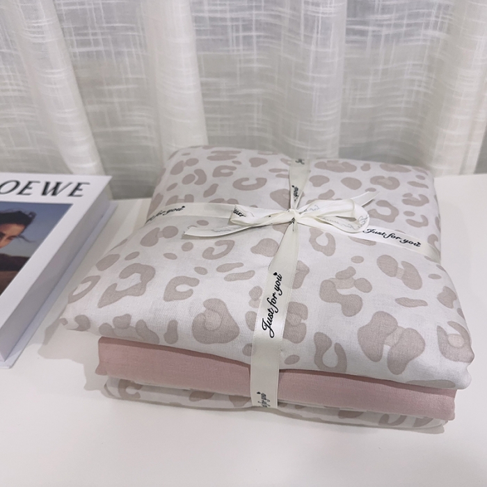 91家纺网 家纺一手货源 找家纺 爱思佳 2024新款A类母婴全棉双层纱印花四件套 蜜桃派