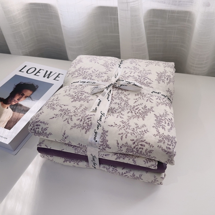 91家纺网 家纺一手货源 找家纺 爱思佳 2024新款A类母婴全棉双层纱印花四件套 紫萱