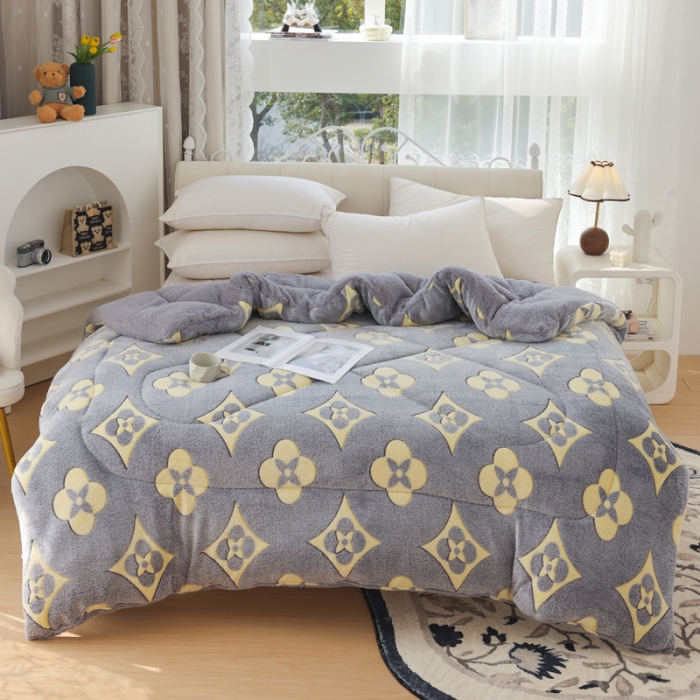 91家纺网 家纺一手货源 找家纺 断码清仓 牛奶绒冬被羊羔绒冬被雪花绒法莱绒被子春秋被