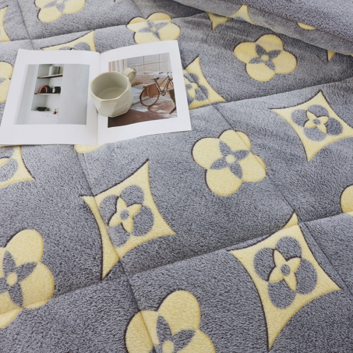 91家纺网 家纺一手货源 找家纺 断码清仓 牛奶绒冬被羊羔绒冬被雪花绒法莱绒被子春秋被