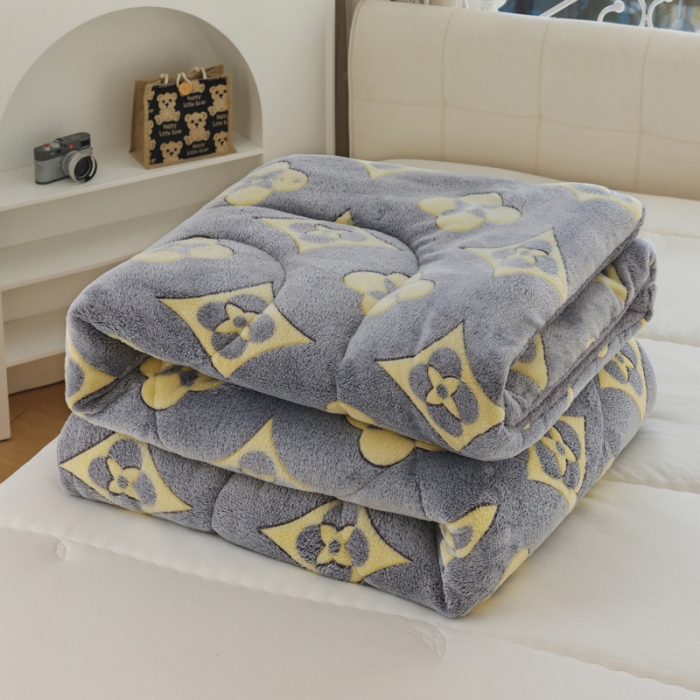91家纺网 家纺一手货源 找家纺 断码清仓 牛奶绒冬被羊羔绒冬被雪花绒法莱绒被子春秋被