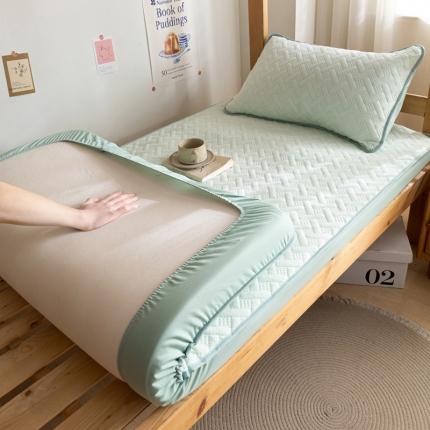 91家纺网 家纺一手货源 找家纺 莱登卡奴 2024新款A类针织棉拉绒大豆夹棉床笠 针织夹棉-浅绿