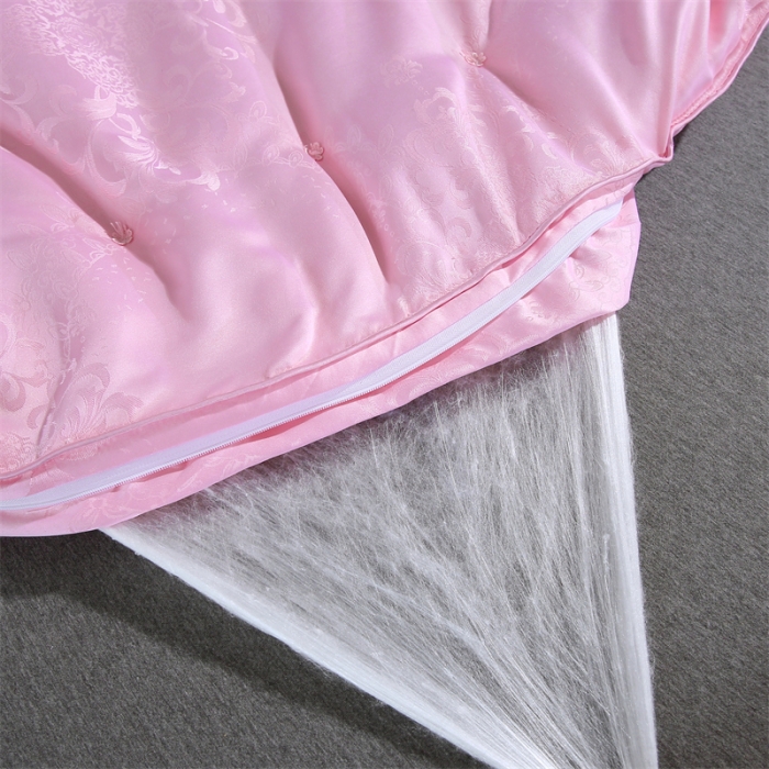 91家纺网 家纺一手货源 找家纺 恒鑫家纺 2025新款提花蚕丝被 少女粉