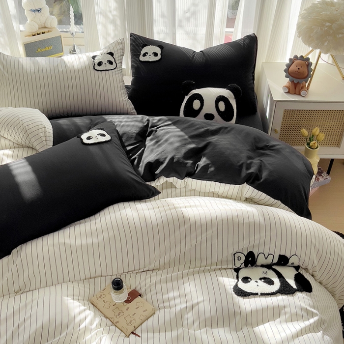 91家纺网 家纺一手货源 找家纺 尤米 2024新款ins博主风系列毛巾绣系列单被套 趴趴熊-条纹