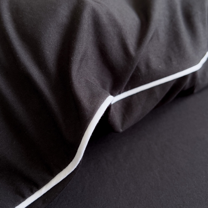 91家纺网 家纺一手货源 找家纺 尤米 2023新款莫奈系列水洗棉绣花麻绳款四件套 莫奈-魅影黑