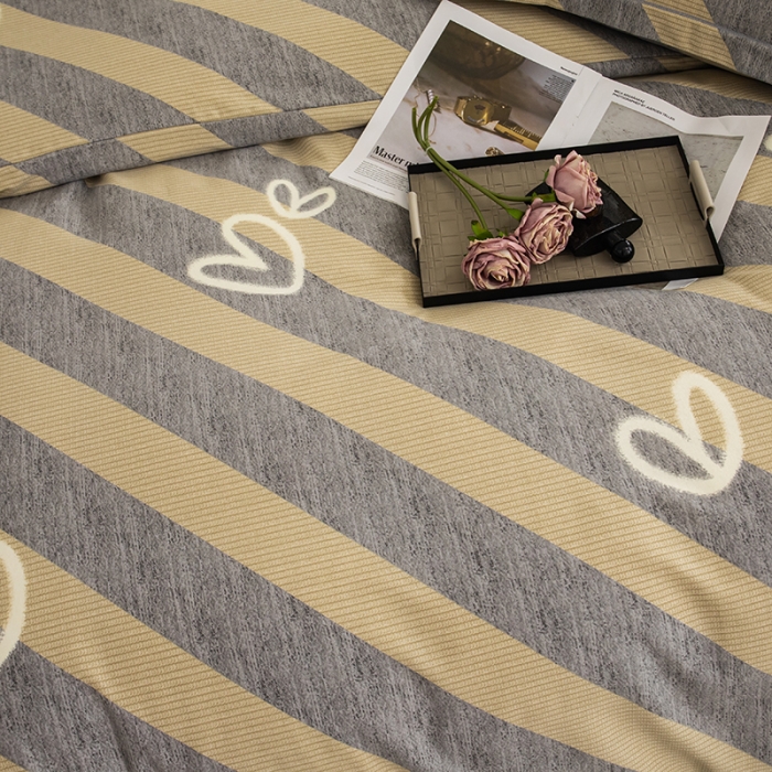 91家纺网 家纺一手货源 找家纺 喜四方 2024新款全棉磨毛纯棉印花四件套 一心一意-灰