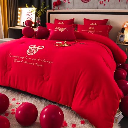 91家纺网 家纺一手货源 找家纺 卓缦新款直播婚庆水洗棉绣花大豆春秋被冬被喜被婚庆被喜大红