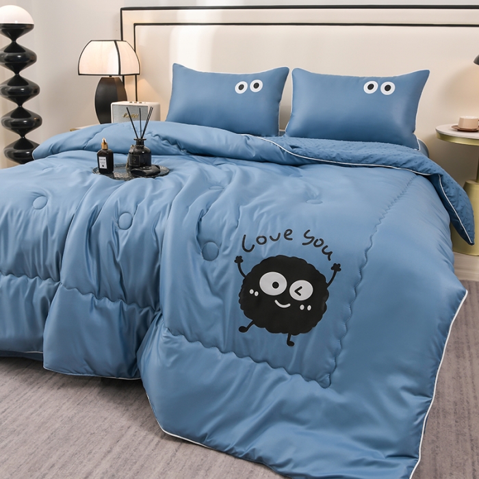 91家纺网 家纺一手货源 找家纺 艾兜坊 2024新款水洗真丝大豆被空调被夏被小煤球系列 小煤球-宾利蓝