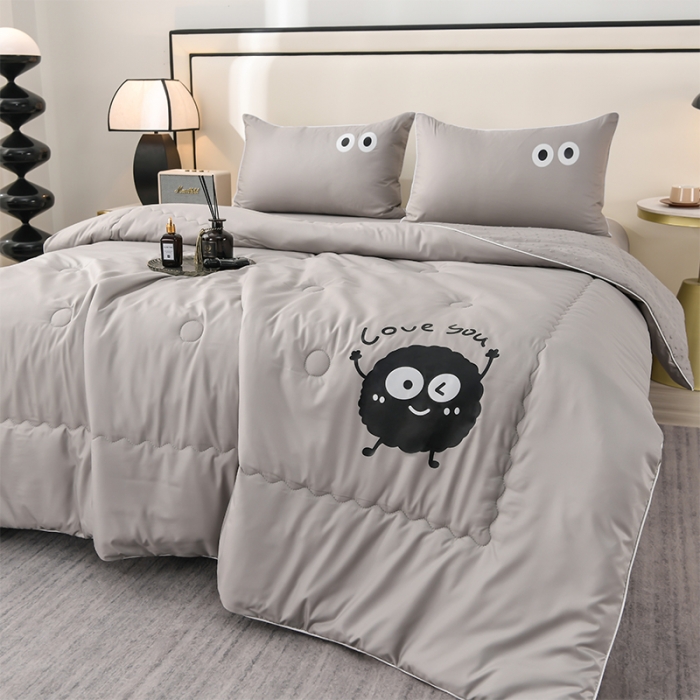 91家纺网 家纺一手货源 找家纺 艾兜坊 2024新款水洗真丝大豆被空调被夏被小煤球系列 小煤球-山中灰