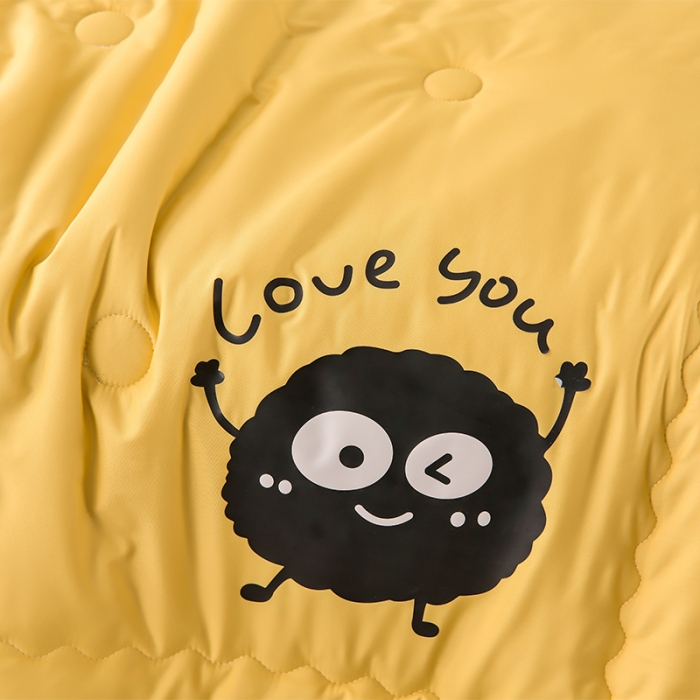 91家纺网 家纺一手货源 找家纺 艾兜坊 2024新款水洗真丝大豆被空调被夏被小煤球系列 小煤球-香槟黄