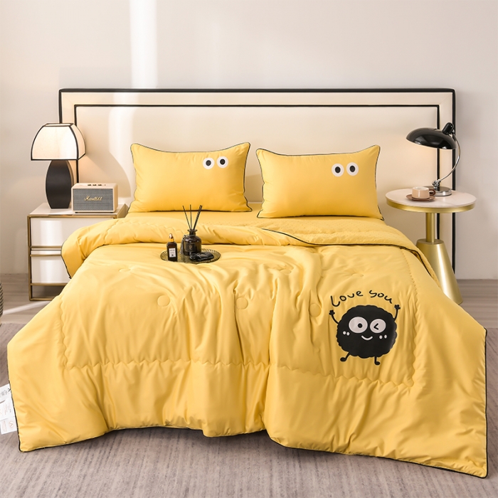 91家纺网 家纺一手货源 找家纺 艾兜坊 2024新款水洗真丝大豆被空调被夏被小煤球系列 小煤球-香槟黄