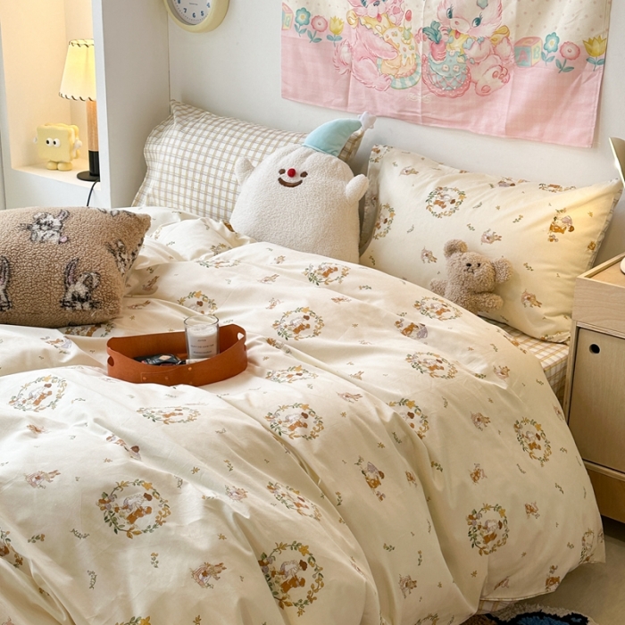 91家纺网 家纺一手货源 找家纺 昔可 2024新款全棉小清新印花四件套 复古女孩和小熊