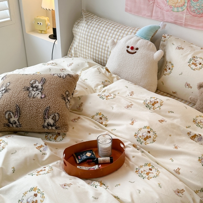 91家纺网 家纺一手货源 找家纺 昔可 2024新款全棉小清新印花四件套 复古女孩和小熊