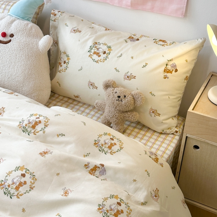 91家纺网 家纺一手货源 找家纺 昔可 2024新款全棉小清新印花四件套 复古女孩和小熊