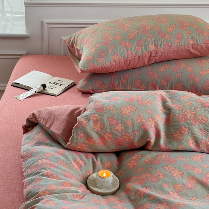 91家纺网 家纺一手货源 找家纺 艾咪 新款法式复古风纯棉双层纱布四件套（有单品售） 花海粉