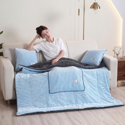 吉利 2023新款剪彩格牛奶绒抱枕被天空蓝