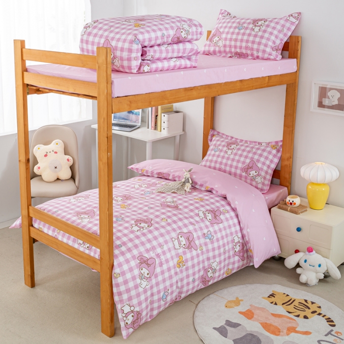 91家纺网 家纺一手货源 找家纺 锦润 2025新款三丽鸥系列印花学生三件套纯棉全棉三件套粉格美乐蒂