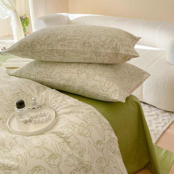 91家纺网 家纺一手货源 找家纺 总星巴k家纺 2023新款全棉13372花卉印花简约卡通款多规格四件套