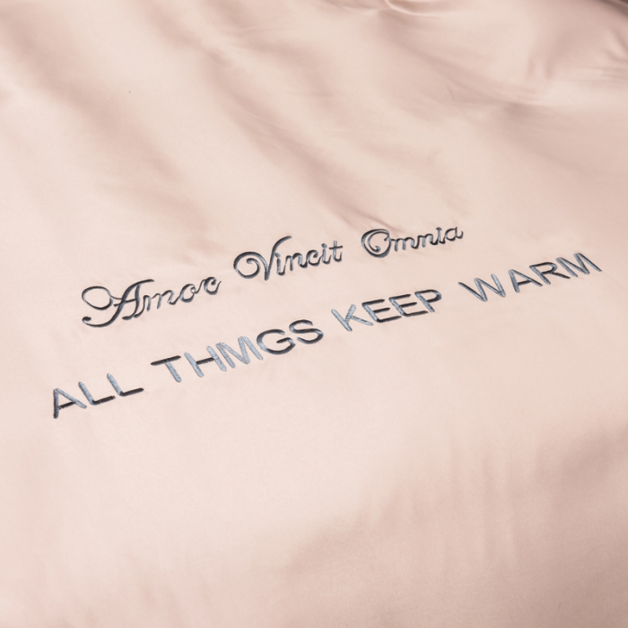 91家纺网 家纺一手货源 找家纺 欧冠 2024新品水洗真丝绣花盛夏系列单被套四件套香槟深灰