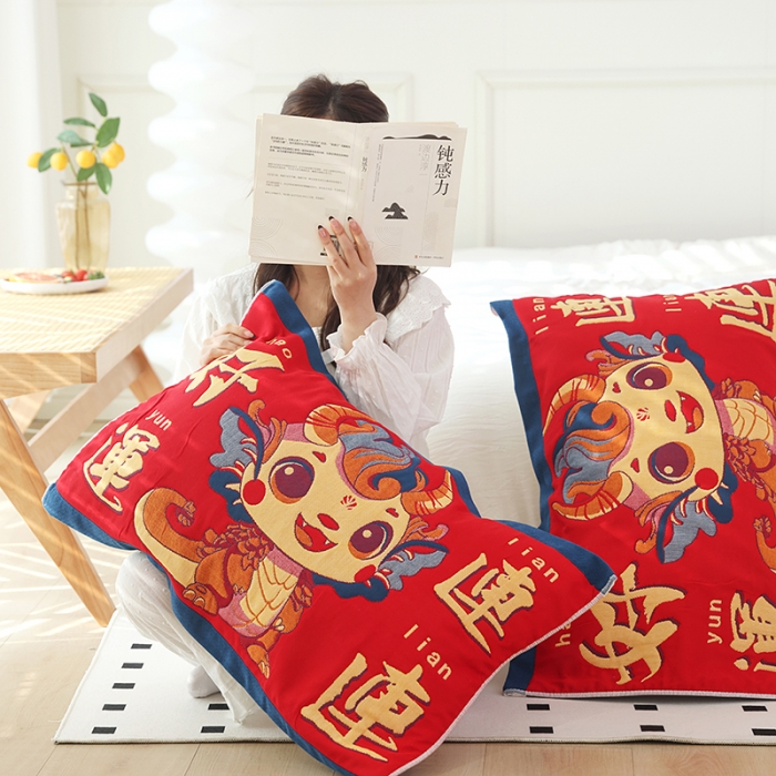 91家纺网 家纺一手货源 找家纺 朴尔结婚枕巾红色枕头巾纯棉一对装陪嫁全棉纱布新婚婚庆大红枕头垫巾 好运连连