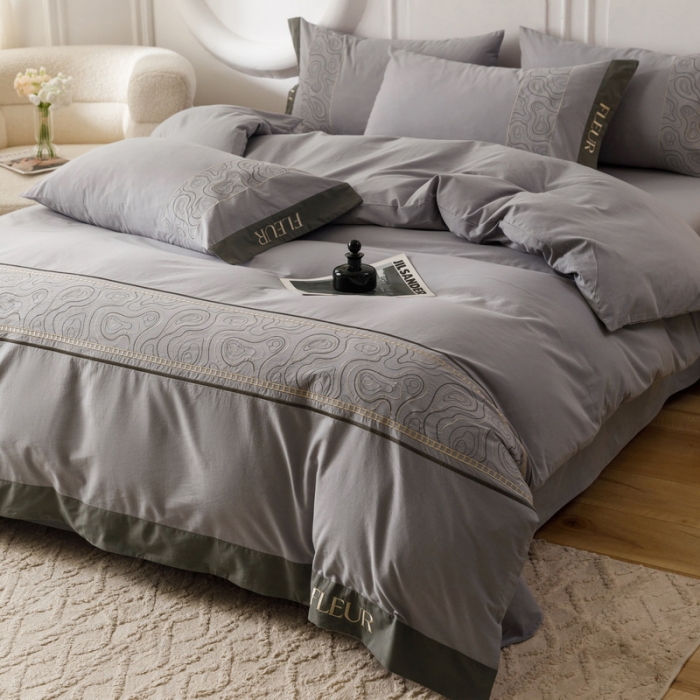 91家纺网 家纺一手货源 找家纺 艾莱家纺  2024新款A类全棉水洗棉加厚绣花四件套 威廉-蓝莓灰