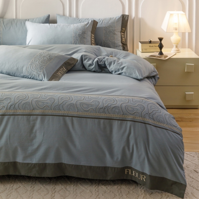 91家纺网 家纺一手货源 找家纺 艾莱家纺  2024新款A类全棉水洗棉加厚绣花四件套 威廉-宾利兰