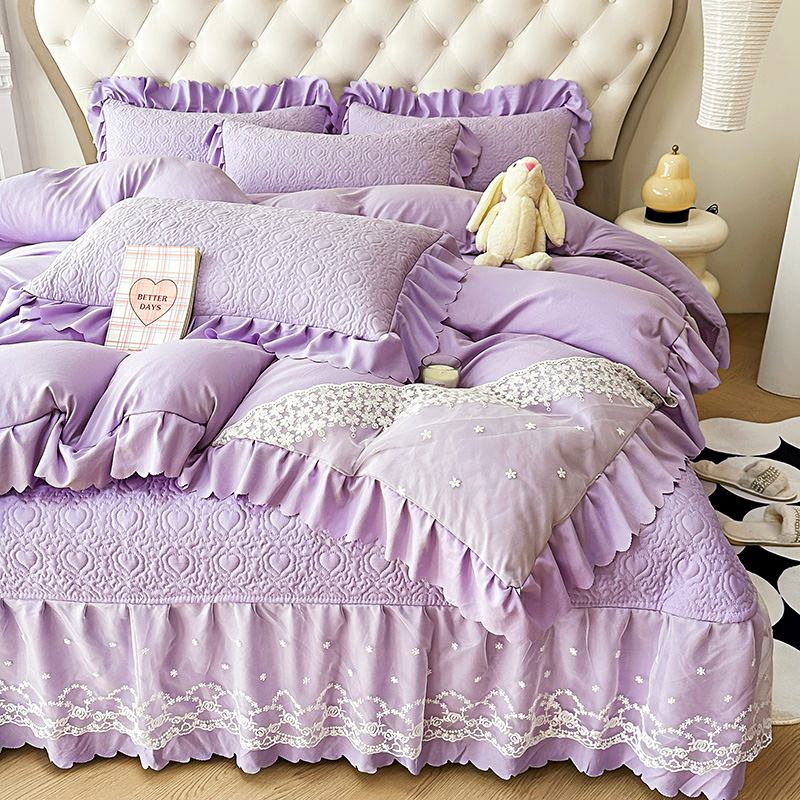 91家纺网 家纺一手货源 找家纺  漫布云2025春夏新款A类母婴级双层纱棉麻蕾丝花边床盖四件套—安妮系列