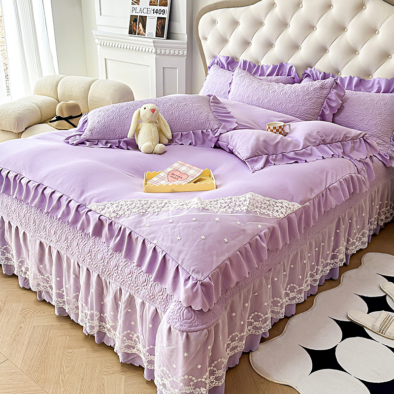 91家纺网 家纺一手货源 找家纺  漫布云2025春夏新款A类母婴级双层纱棉麻蕾丝花边床盖四件套—安妮系列