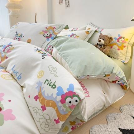 91家纺网 家纺一手货源 找家纺 （总）乐童 2024新款直播爆款13070纯棉印花吊边款一字绣四件套