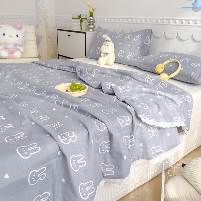 91家纺网 家纺一手货源 找家纺 芯恋 2025新款韩版花边里外全棉棉花夏被春秋被 可爱兔